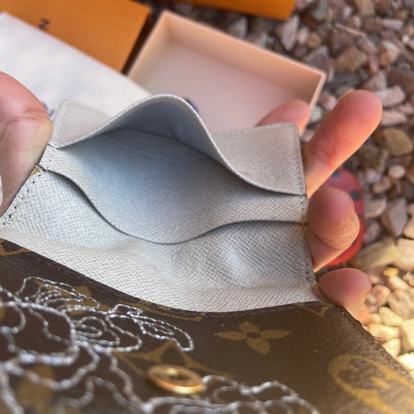 ✅Authentic ✅Louis Vuitton Coin Purse Wallet - Picture 11 of 16